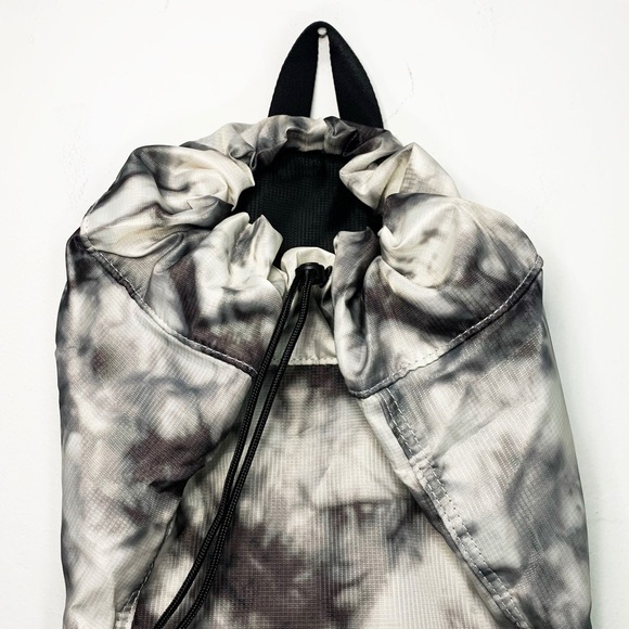 Victoria’s Secret PINK Packable Backpack Belt Bag Black/Gray Abstract Tie Dye - Picture 6 of 11